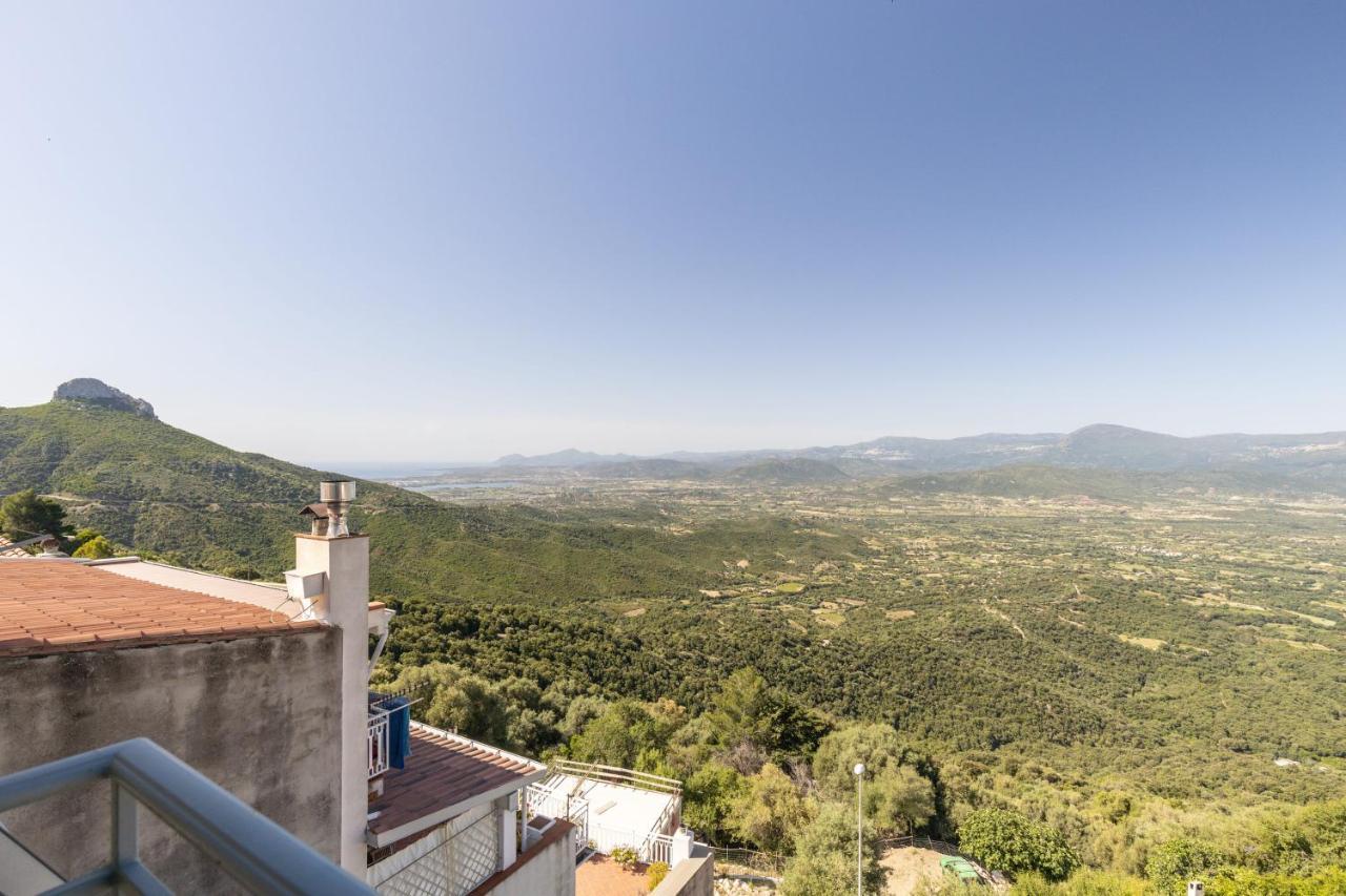 Appartamento Mansarda Moro Baunei Esterno foto